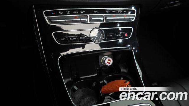 Mercedes-Benz E-Class 2017 — photo 33