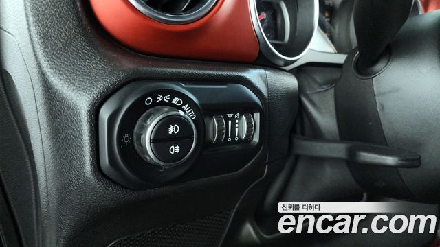 Jeep Wrangler 2018 — photo 22