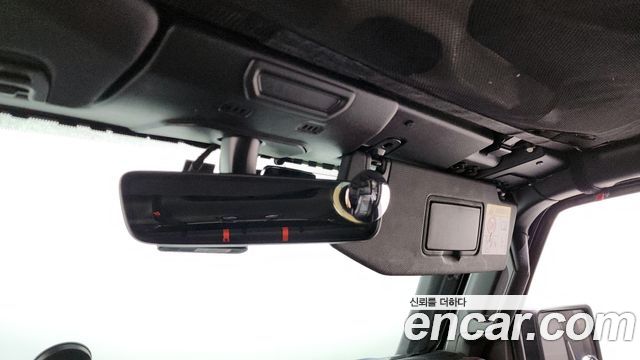 Jeep Wrangler 2018 — photo 23
