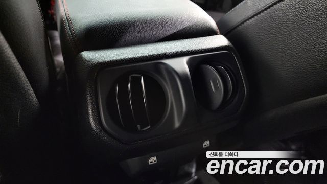 Jeep Wrangler 2018 — photo 25