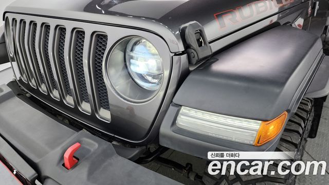 Jeep Wrangler 2018 — photo 8