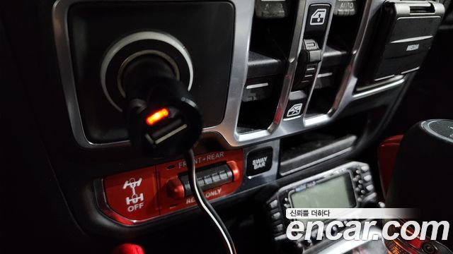 Jeep Wrangler 2018 — photo 30