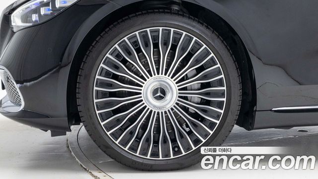 Mercedes-Benz S-Class 2025 — photo 5