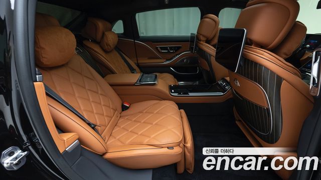 Mercedes-Benz S-Class 2025 — photo 11