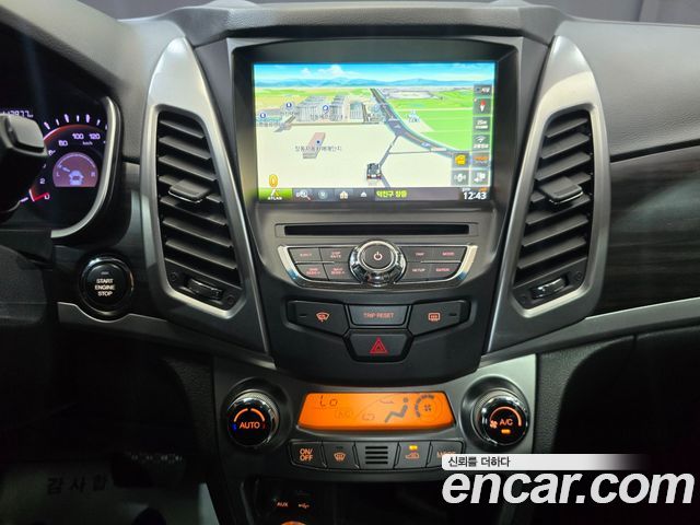 KG Mobility KORANDO 2014 — photo 11