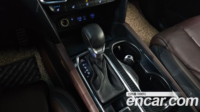 Hyundai Santafe 2019 — photo 12