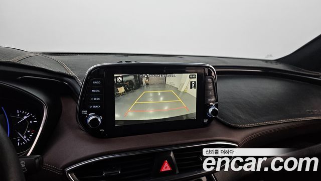 Hyundai Santafe 2019 — photo 20