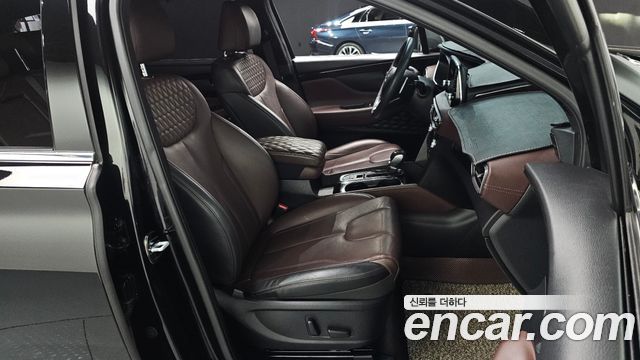 Hyundai Santafe 2019 — photo 16