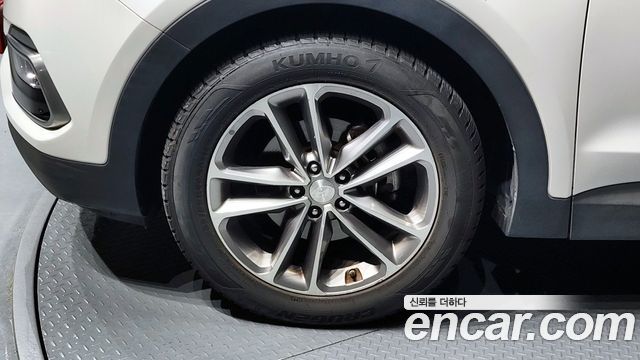 Hyundai Santafe 2017 — photo 5