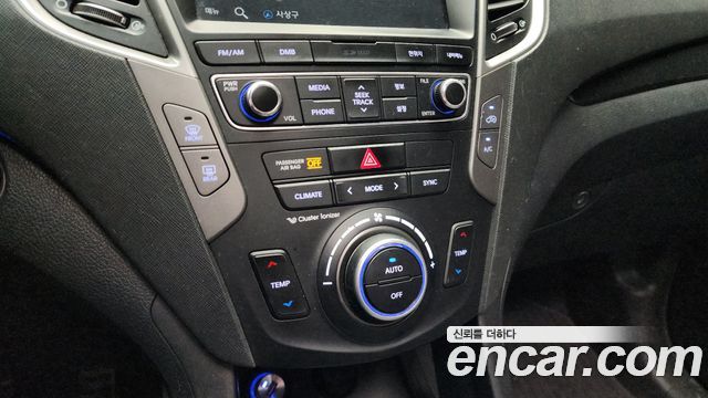 Hyundai Santafe 2017 — photo 15