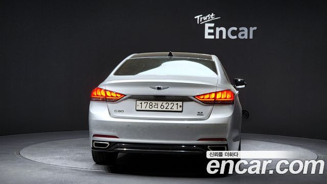 Genesis G80 2018 — photo 4