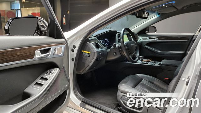 Genesis G80 2018 — photo 10