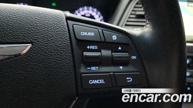 Genesis G80 2018 — photo 16
