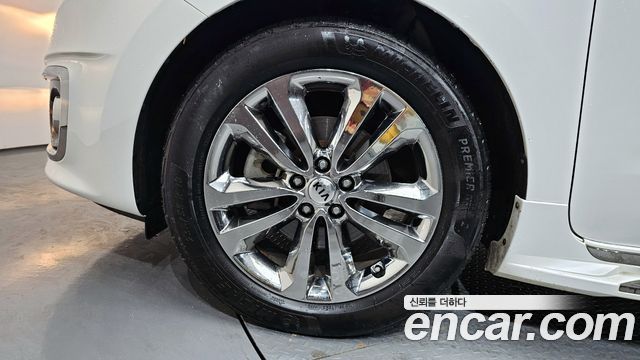 Kia Canival 2018 — photo 5