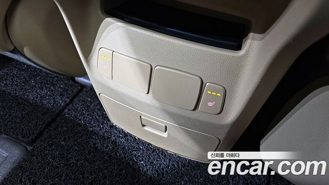 Kia Canival 2018 — photo 24