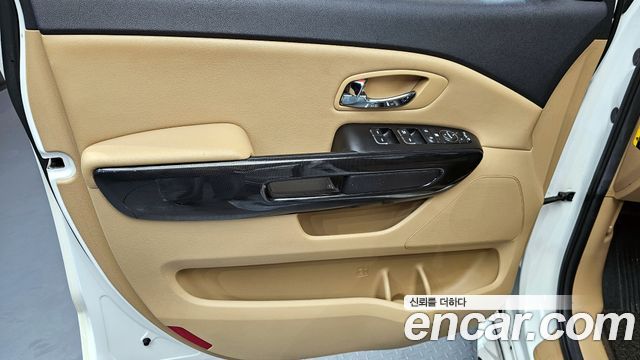 Kia Canival 2018 — photo 14