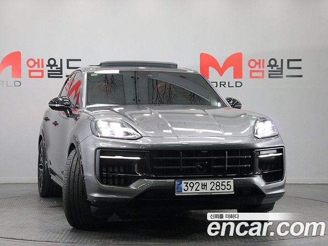 Porsche Cayenne 2025 — photo 2