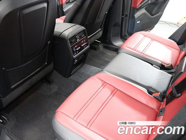 Porsche Cayenne 2025 — photo 15