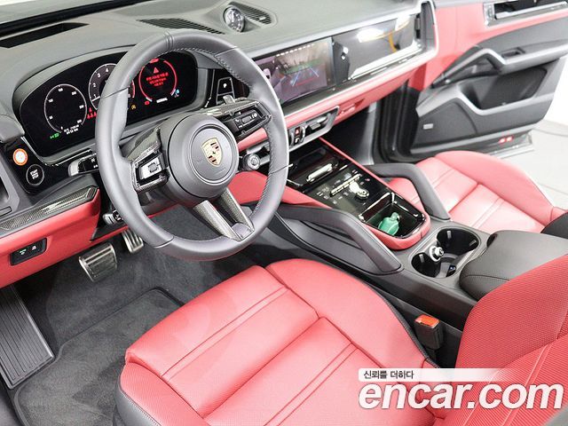 Porsche Cayenne 2025 — photo 16