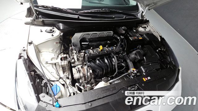 Hyundai AVANTE 2023 — photo 6