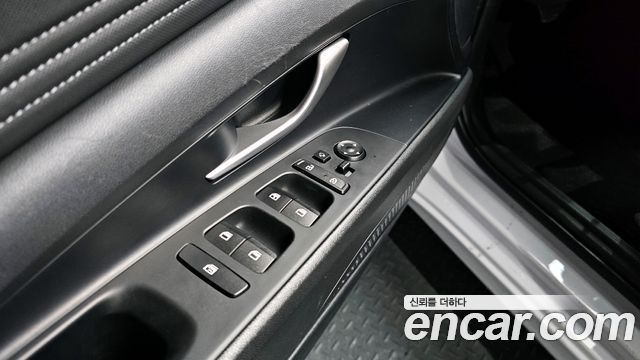 Hyundai AVANTE 2023 — photo 19