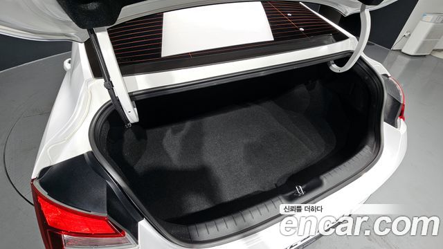 Hyundai AVANTE 2023 — photo 26