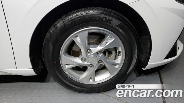 Hyundai AVANTE 2023 — photo 7