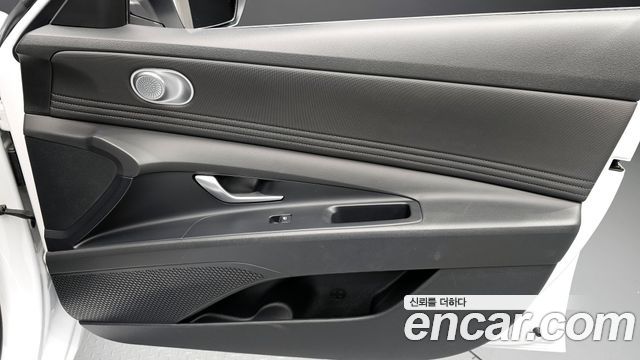 Hyundai AVANTE 2023 — photo 14