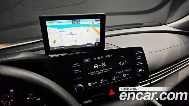 Hyundai AVANTE 2023 — photo 29