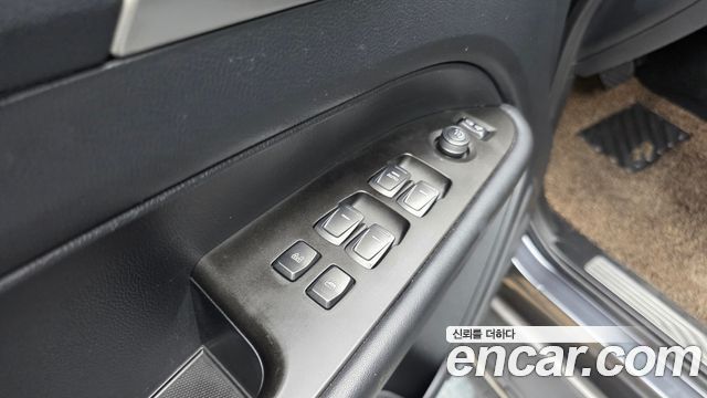 KG Mobility Rexton 2019 — photo 24