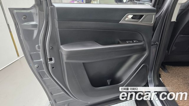 KG Mobility Rexton 2019 — photo 15