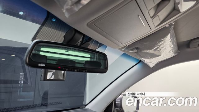 KG Mobility Rexton 2019 — photo 28