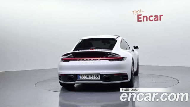 Porsche 911 2020 — photo 4