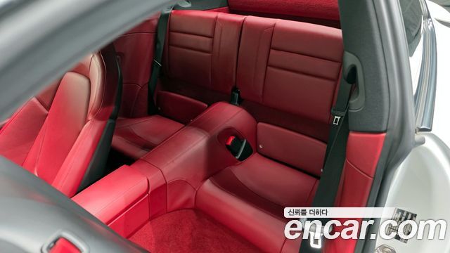 Porsche 911 2020 — photo 17