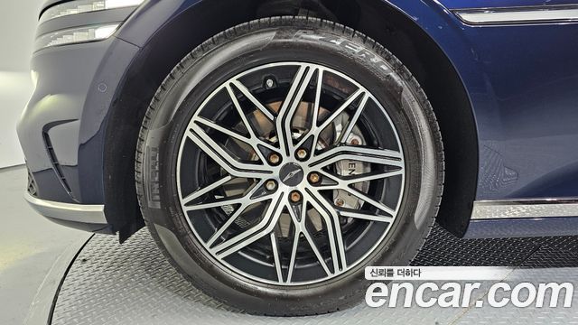 Genesis G90 2023 — photo 5