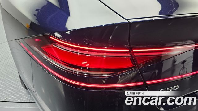 Genesis G90 2023 — photo 9