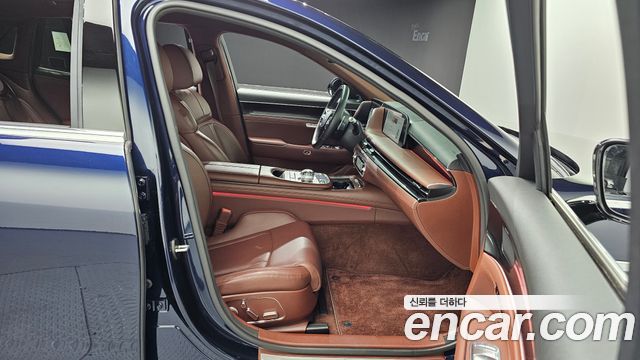 Genesis G90 2023 — photo 16