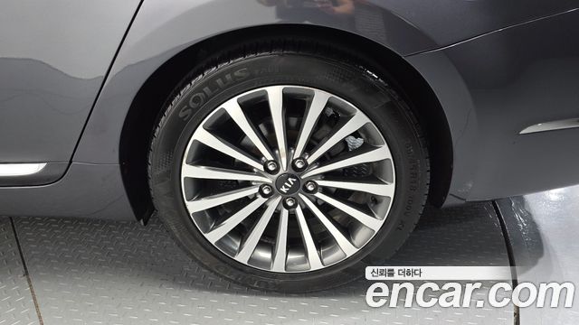 Kia K7 2014 — photo 5