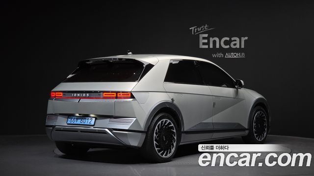 Hyundai Ioniq5 2022 — photo 2