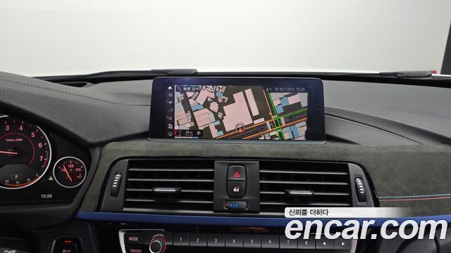 BMW 3-Series 2018 — photo 14