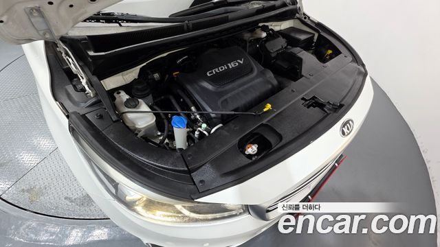 Kia Canival 2016 — photo 6