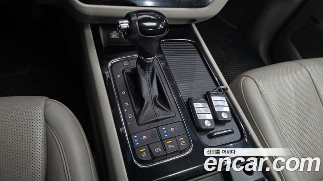 Kia Canival 2016 — photo 9