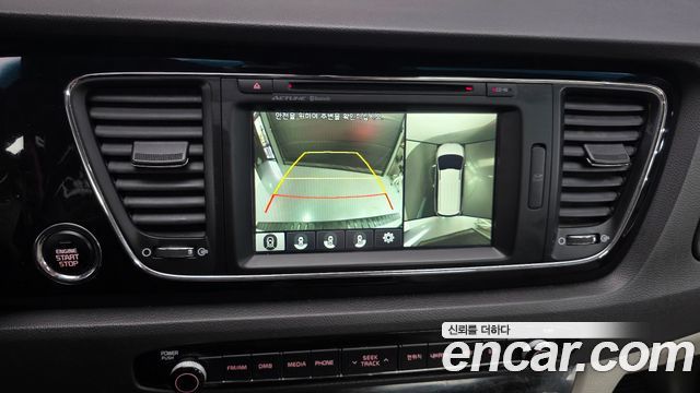 Kia Canival 2016 — photo 15