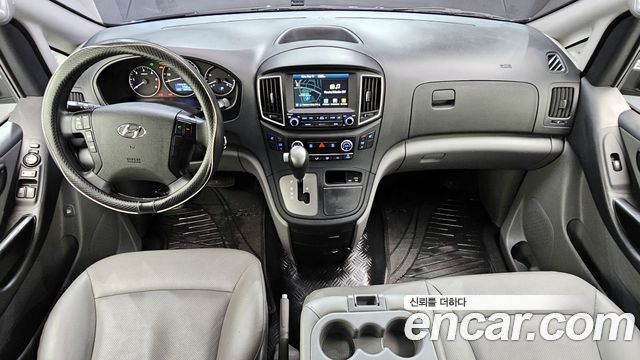 Hyundai Starex 2017 — photo 7
