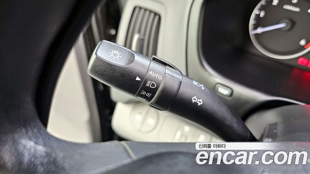 Hyundai Starex 2017 — photo 18
