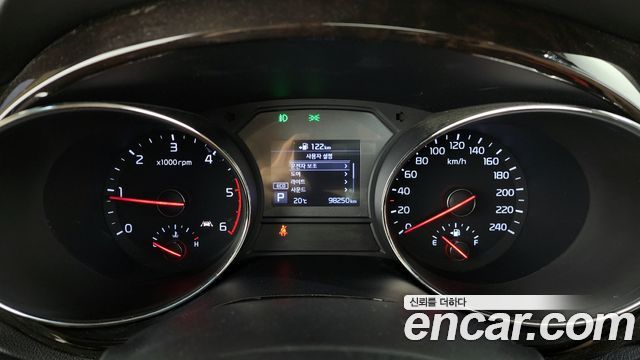 Kia Canival 2019 — photo 11