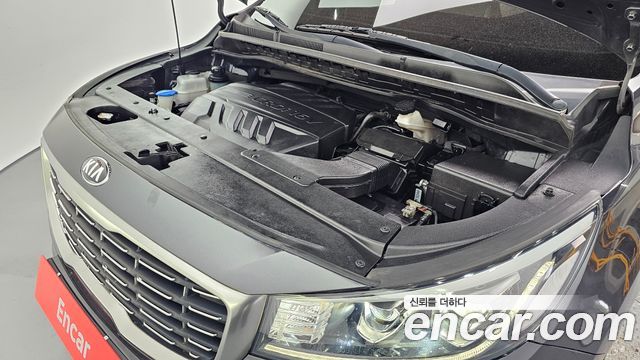 Kia Canival 2019 — photo 6