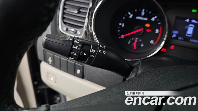 Kia Canival 2019 — photo 15