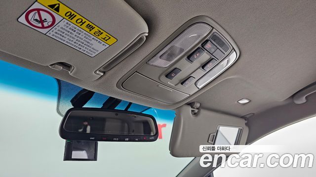 Kia Canival 2019 — photo 16
