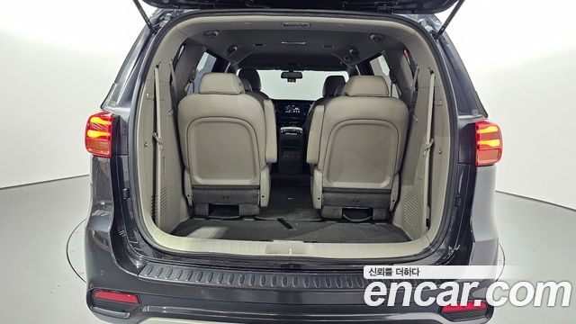 Kia Canival 2019 — photo 20